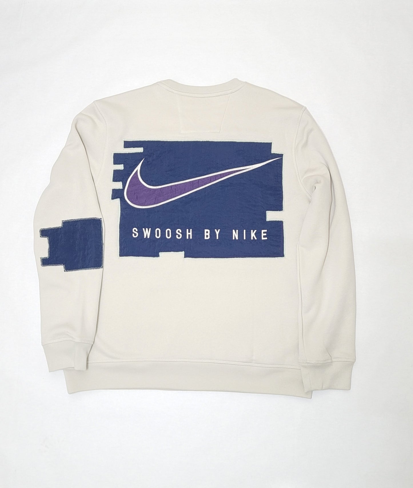 Nike brick fleece sweatshirt  (XL)